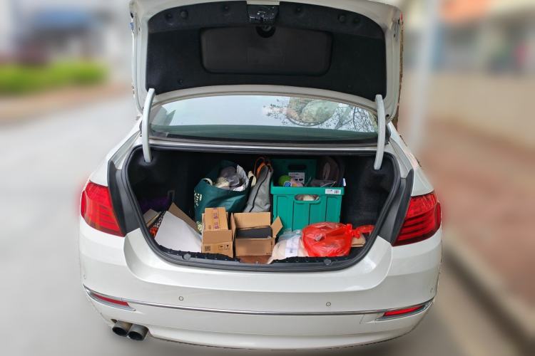 Used BMW 5 Series 2014 525Li Luxury Design Package Trunk