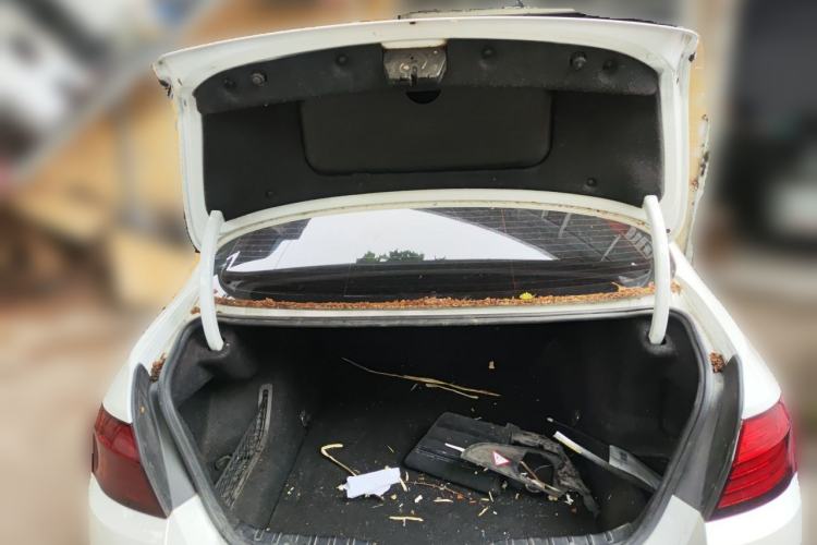 Used BMW 5 Series 2014 525Li Leading Model Trunk