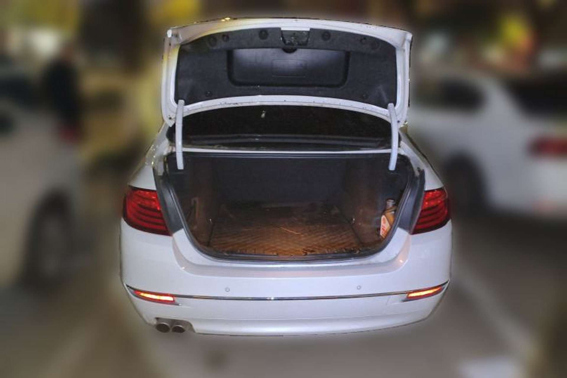 Used BMW 5 Series 2014 525Li Luxury Design Package Trunk