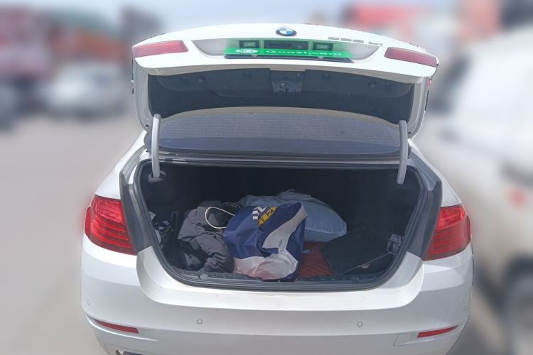 Used BMW 5 Series 2014 525Li Leading Model Trunk