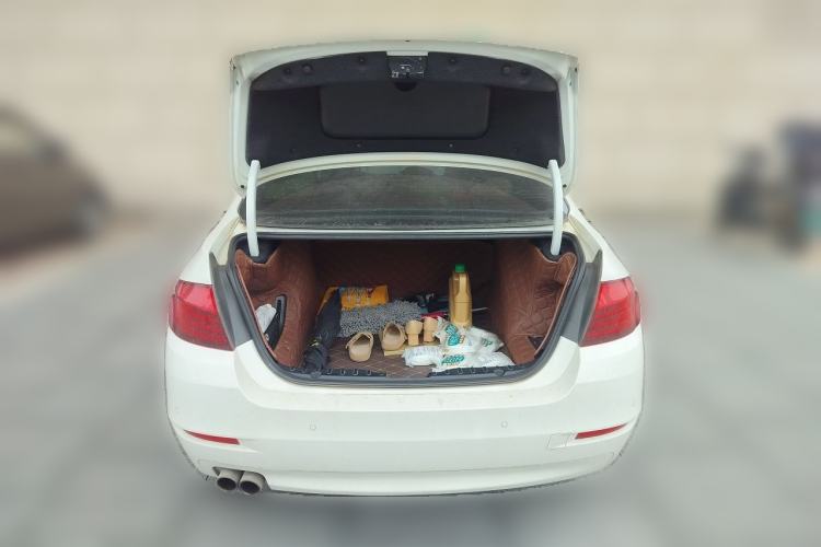 Used BMW 5 Series 2014 525Li Luxury Design Package Trunk