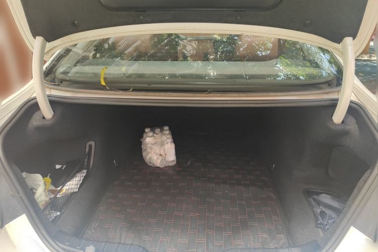 Used BMW 5 Series 2014 520Li Elegant Model Trunk