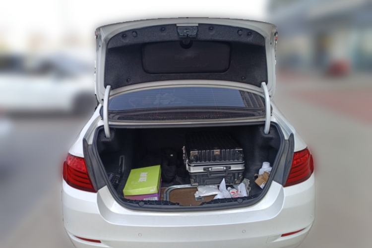 Used BMW 5 Series 2014 520Li Elegant Model Trunk