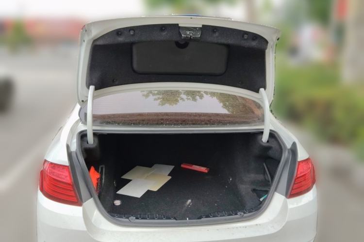 Used BMW 5 Series 2014 530Li Leading Model Trunk