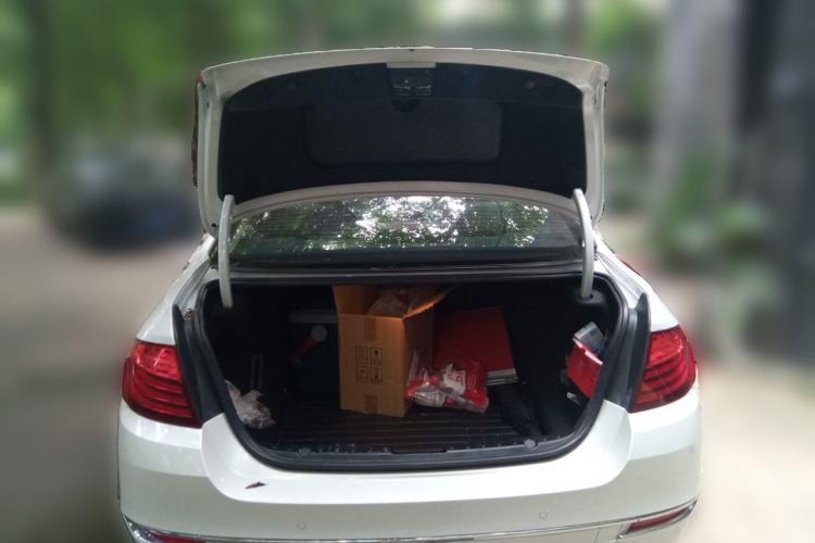 Used BMW 5 Series 2014 525Li Luxury Design Package Trunk