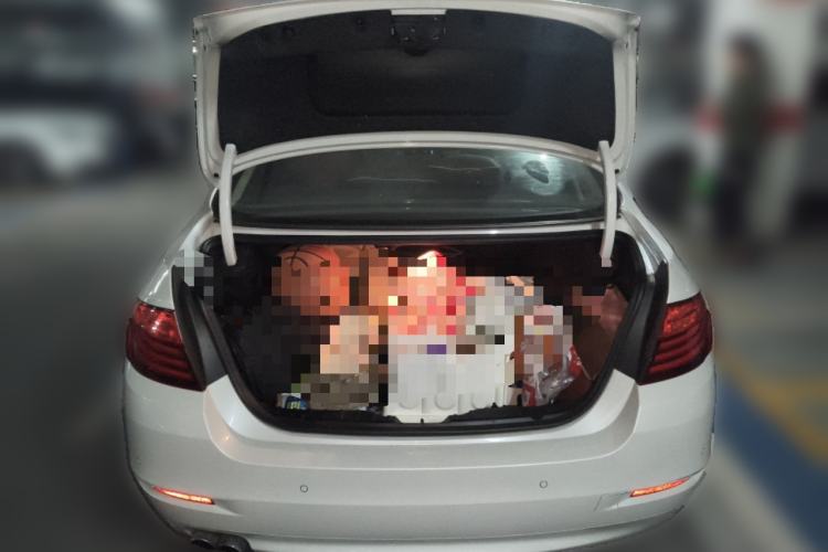 Used BMW 5 Series 2014 520Li Elegant Model Trunk
