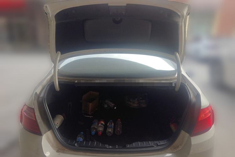 Used BMW 5 Series 2014 525Li Luxury Design Package Trunk