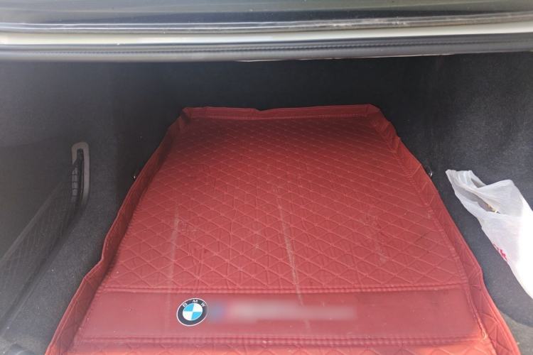 Used BMW 5 Series 2014 525Li Leading Model Trunk