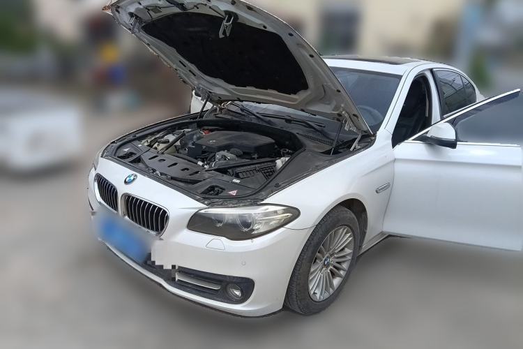 Used BMW 5 Series 2014 525Li Leading Model Guazi used car, China used car export, Used car for sale, Used cars, Cheapest cars for sale