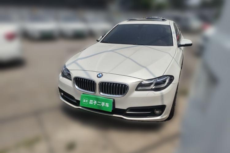 Used BMW 5 Series 2014 520Li Elegant Model Guazi used car, China used car export, Used car for sale, Used cars, Cheapest cars for sale