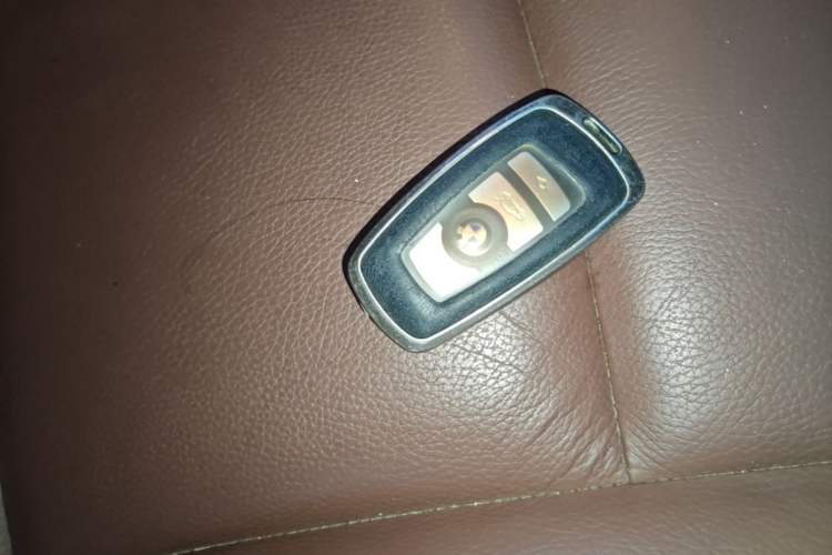 Used BMW 5 Series 2014 520Li Elegant Model Vehicle Key