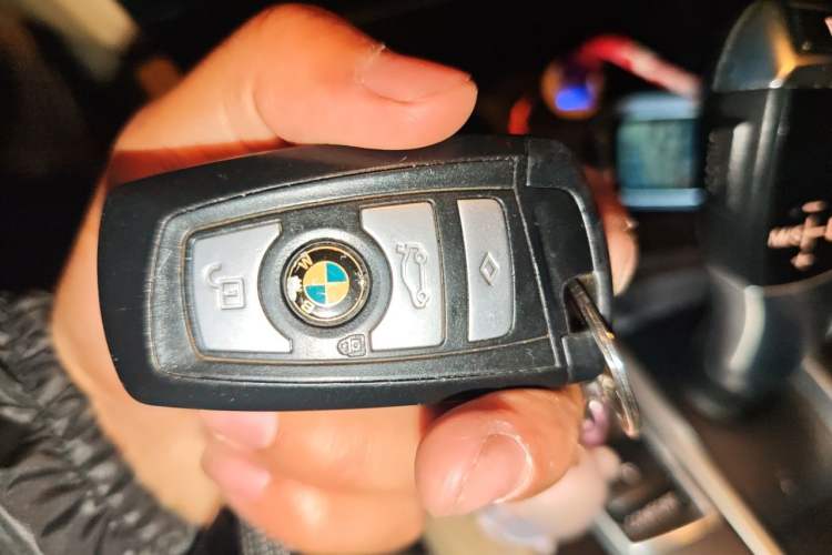 Used BMW 5 Series 2014 525Li Leading Model Vehicle Key