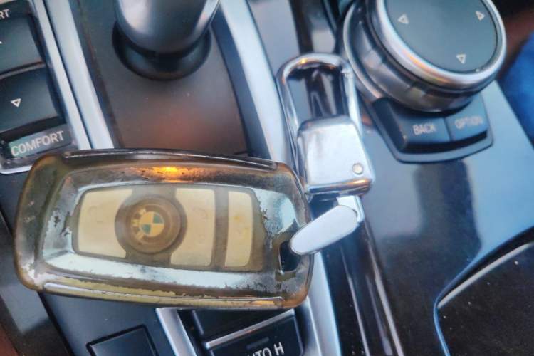 Used BMW 5 Series 2014 525Li Leading Model Vehicle Key