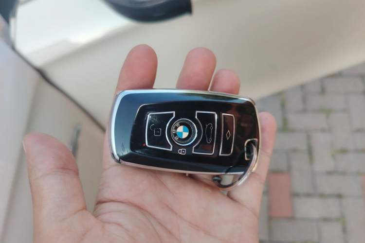 Used BMW 5 Series 2014 525Li Leading Model Vehicle Key