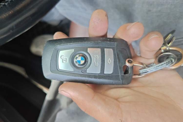 Used BMW 5 Series 2014 528Li Leading Model Vehicle Key