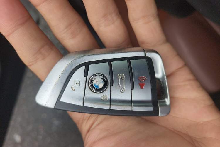 Used BMW 5 Series 2014 525Li Leading Model Vehicle Key