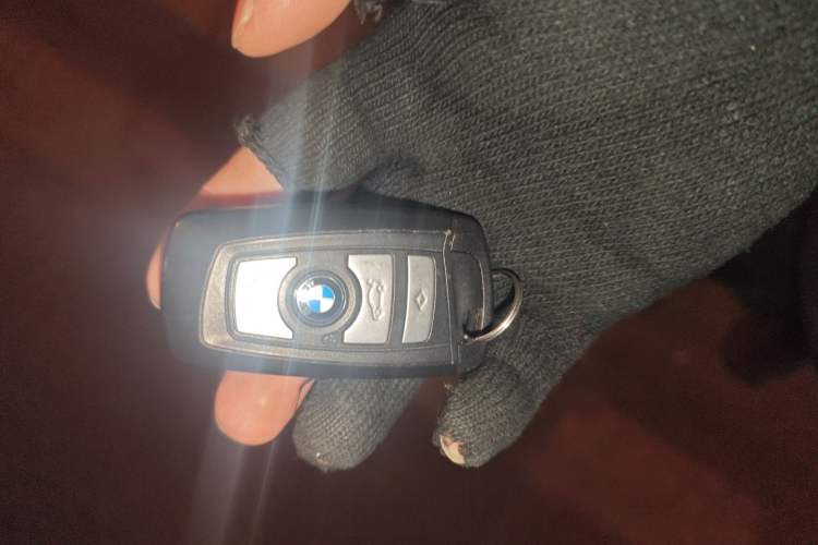 Used BMW 5 Series 2014 520Li Elegant Model Vehicle Key