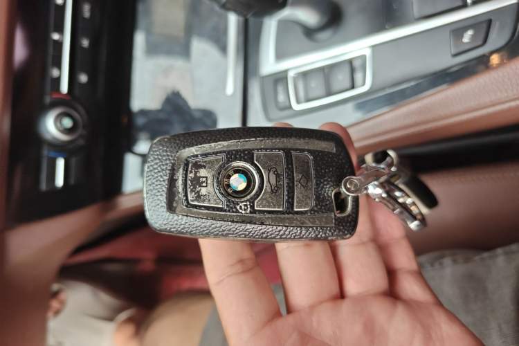 Used BMW 5 Series 2014 520Li Elegant Model Vehicle Key