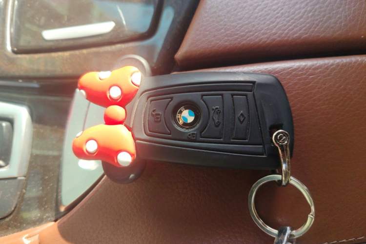 Used BMW 5 Series 2014 528Li Leading Model Vehicle Key