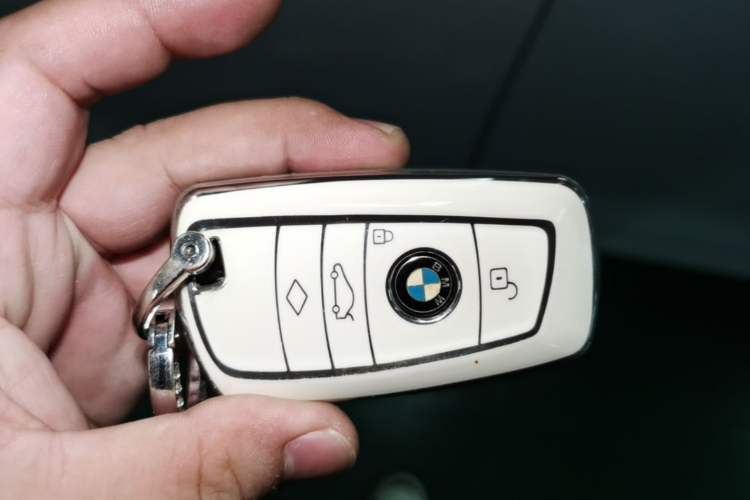 Used BMW 5 Series 2014 525Li Luxury Design Package Vehicle Key