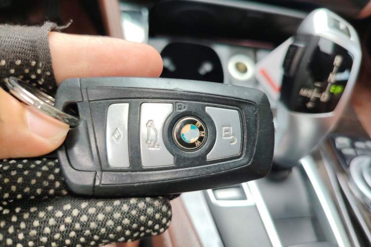 Used BMW 5 Series 2014 525Li Leading Model Vehicle Key
