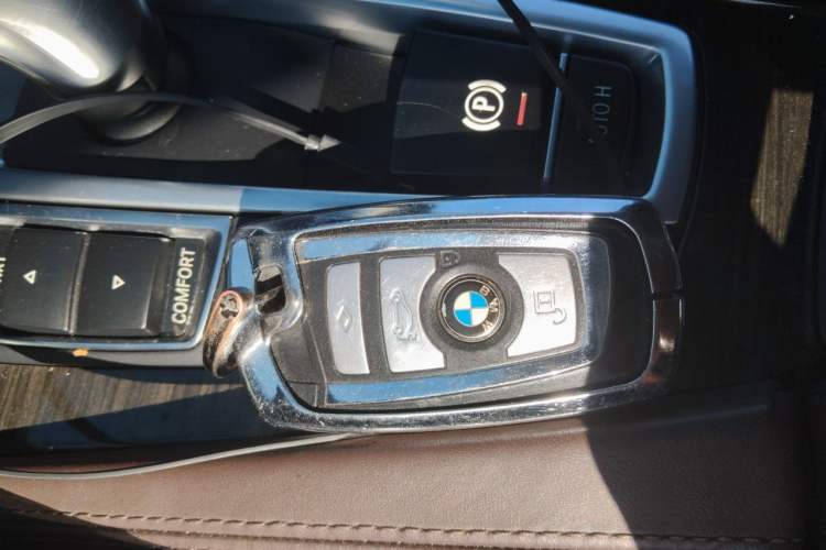 Used BMW 5 Series 2014 525Li Luxury Design Package Vehicle Key