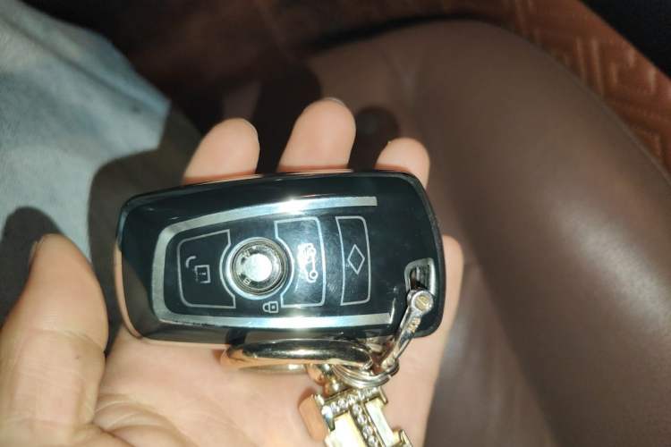 Used BMW 5 Series 2014 520Li Elegant Model Vehicle Key