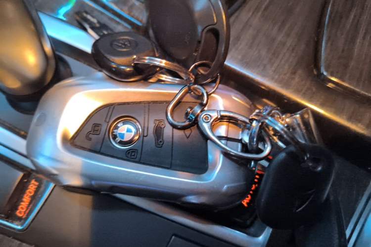 Used BMW 5 Series 2014 525Li Luxury Design Package Vehicle Key