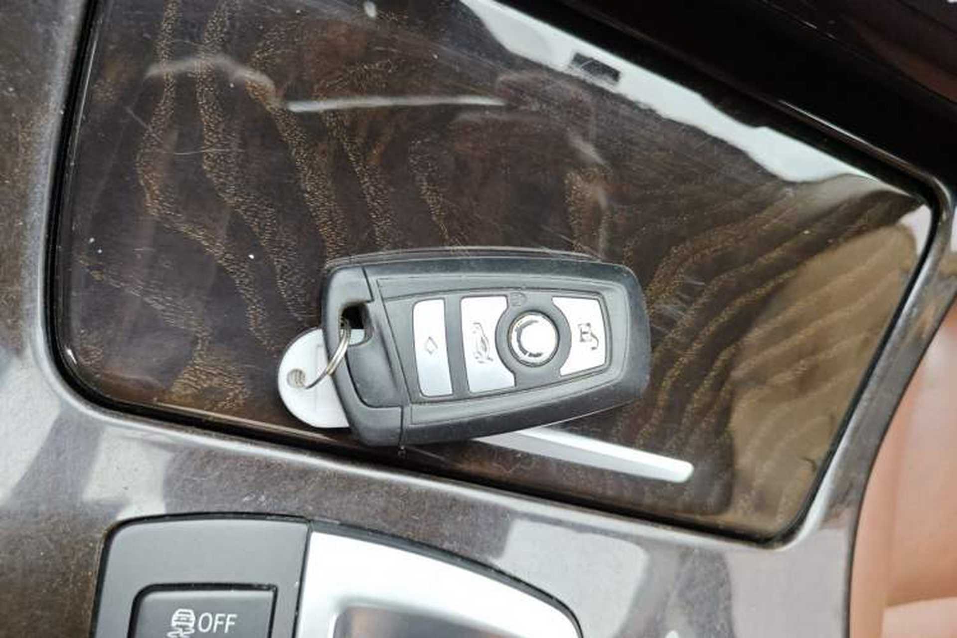 Used BMW 5 Series 2014 525Li Leading Model Vehicle Key