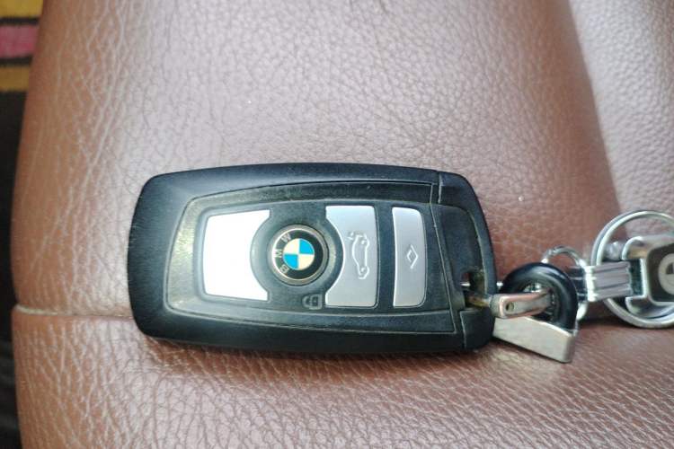 Used BMW 5 Series 2014 525Li Leading Model Vehicle Key