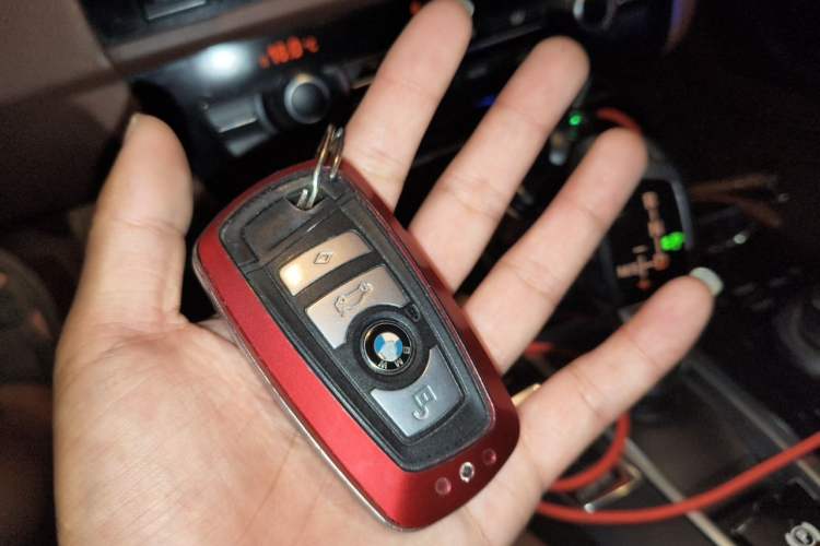 Used BMW 5 Series 2014 520Li Elegant Model Vehicle Key