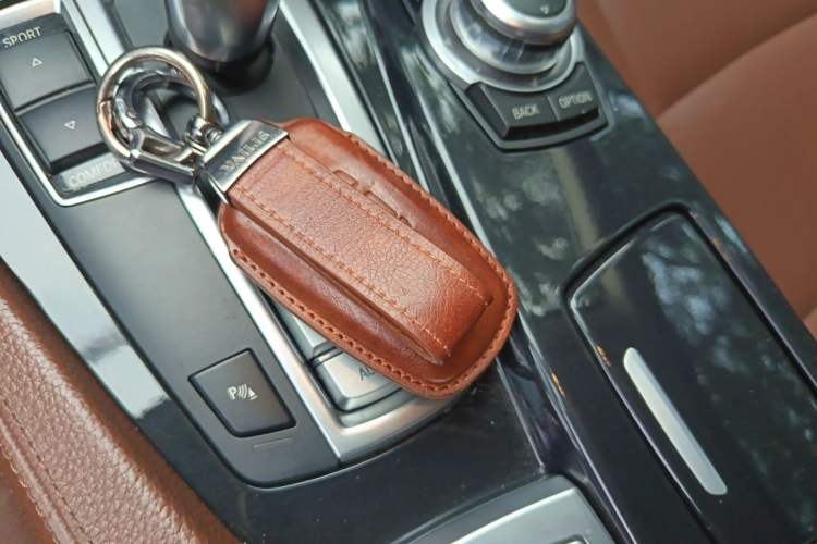 Used BMW 5 Series 2014 520Li Elegant Model Vehicle Key