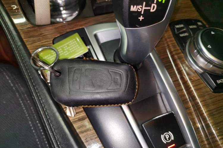 Used BMW 5 Series 2014 525Li Fashion Design Package Vehicle Key