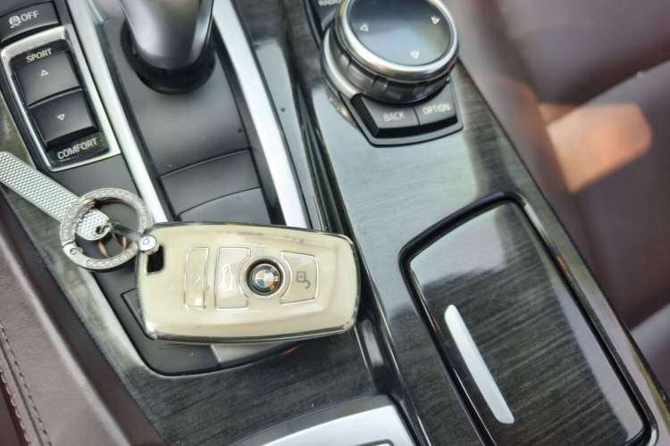 Used BMW 5 Series 2014 525Li Luxury Design Package Vehicle Key