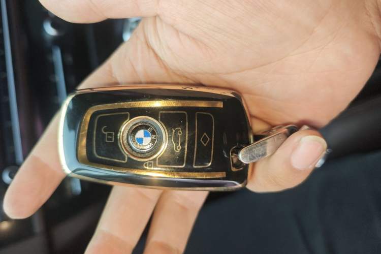 Used BMW 5 Series 2014 525Li Luxury Design Package Vehicle Key