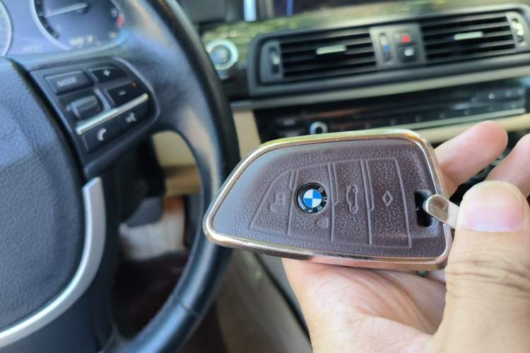 Used BMW 5 Series 2014 525Li Fashion Design Package Vehicle Key