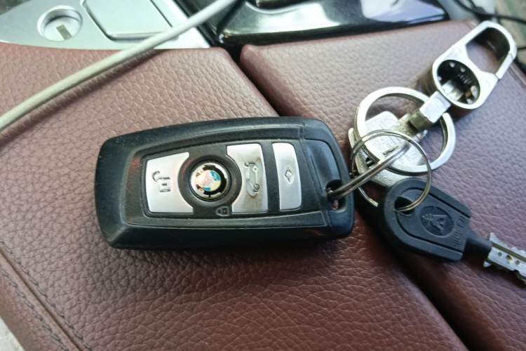 Used BMW 5 Series 2014 528Li Leading Model Vehicle Key