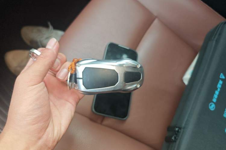 Used BMW 5 Series 2014 525Li Leading Model Vehicle Key