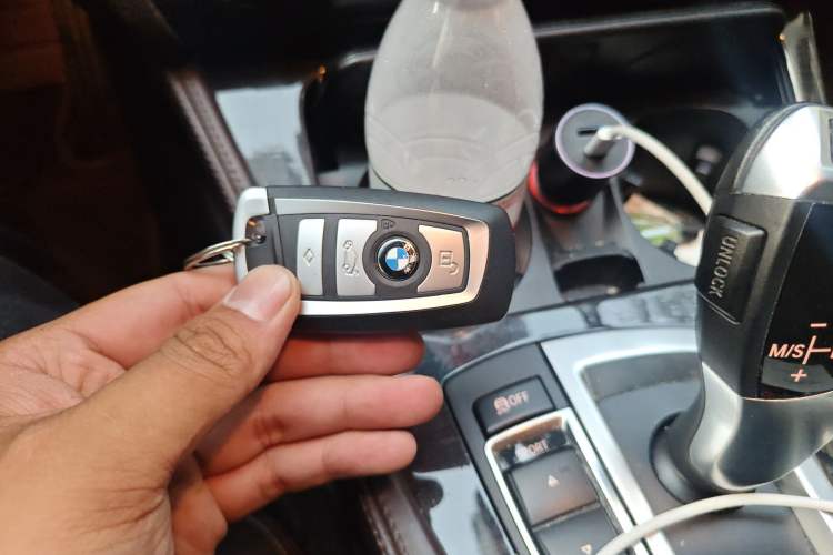 Used BMW 5 Series 2014 525Li Luxury Design Package Vehicle Key
