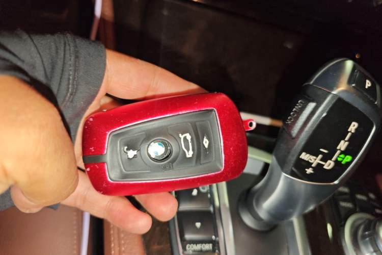 Used BMW 5 Series 2014 525Li Leading Model Vehicle Key