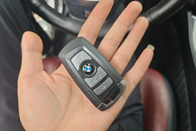 Used BMW 5 Series 2014 525Li Leading Model Vehicle Key