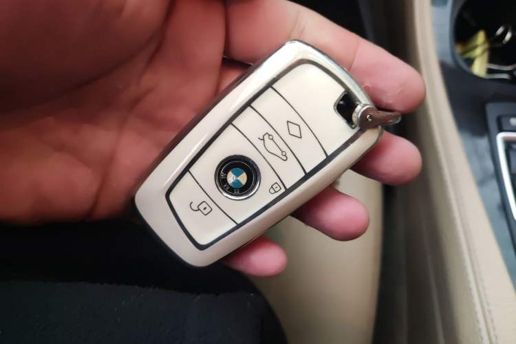 Used BMW 5 Series 2014 525Li Leading Model Vehicle Key