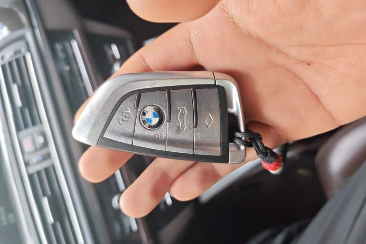 Used BMW 5 Series 2014 525Li Luxury Design Package Vehicle Key