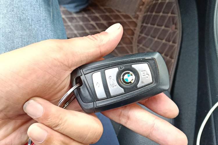 Used BMW 5 Series 2014 525Li Leading Model Vehicle Key