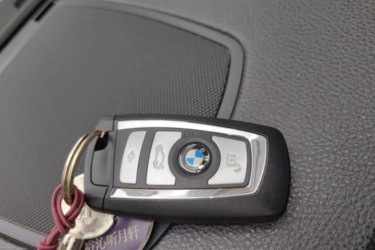 Used BMW 5 Series 2014 525Li Luxury Design Package Vehicle Key