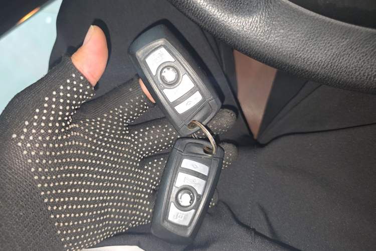 Used BMW 5 Series 2014 525Li Leading Model Vehicle Key