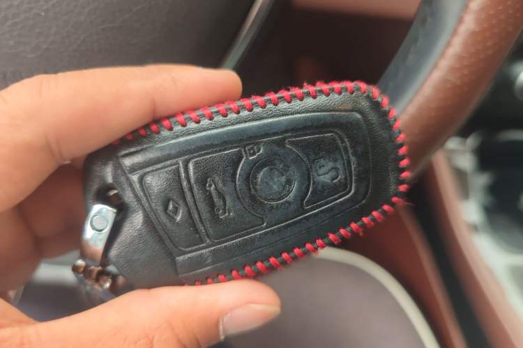 Used BMW 5 Series 2014 525Li Leading Model Vehicle Key