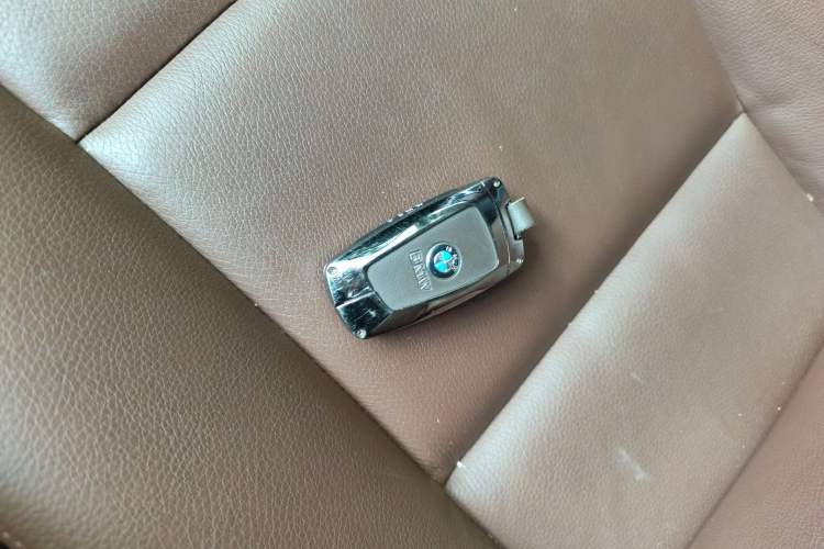 Used BMW 5 Series 2014 520Li Elegant Model Vehicle Key