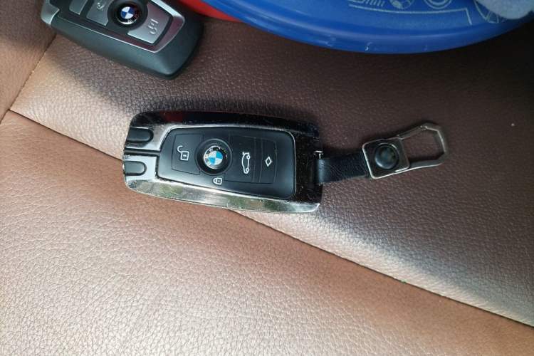 Used BMW 5 Series 2014 520Li Elegant Model Vehicle Key