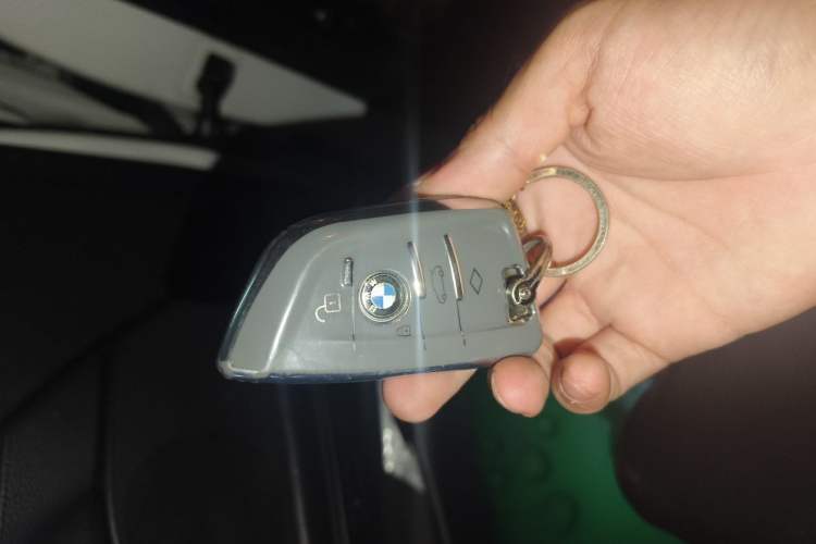 Used BMW 5 Series 2014 530Li Leading Model Vehicle Key